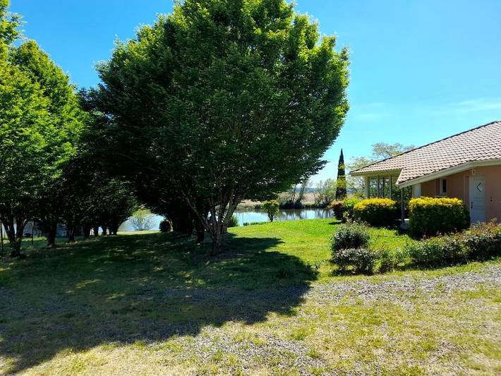 Gîte pour 5 personnes, avec jardin ainsi que terrasse et jacuzzi dans les Landes - 2