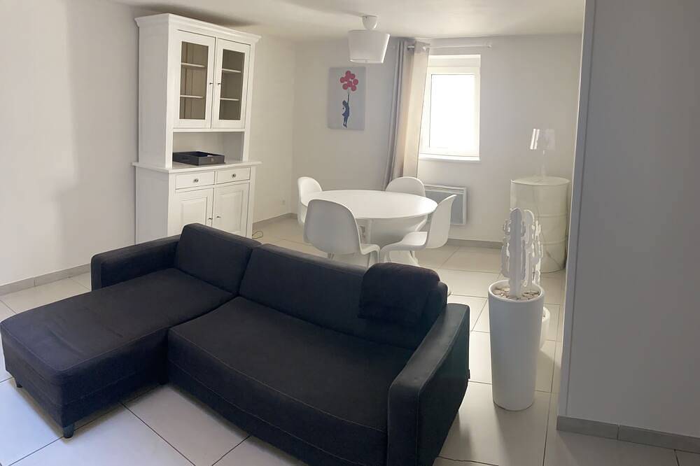 Très bel appartement de Type F2, prestations agréables, équipement complet in Luxeuil-les-Bains, Haute-Saône