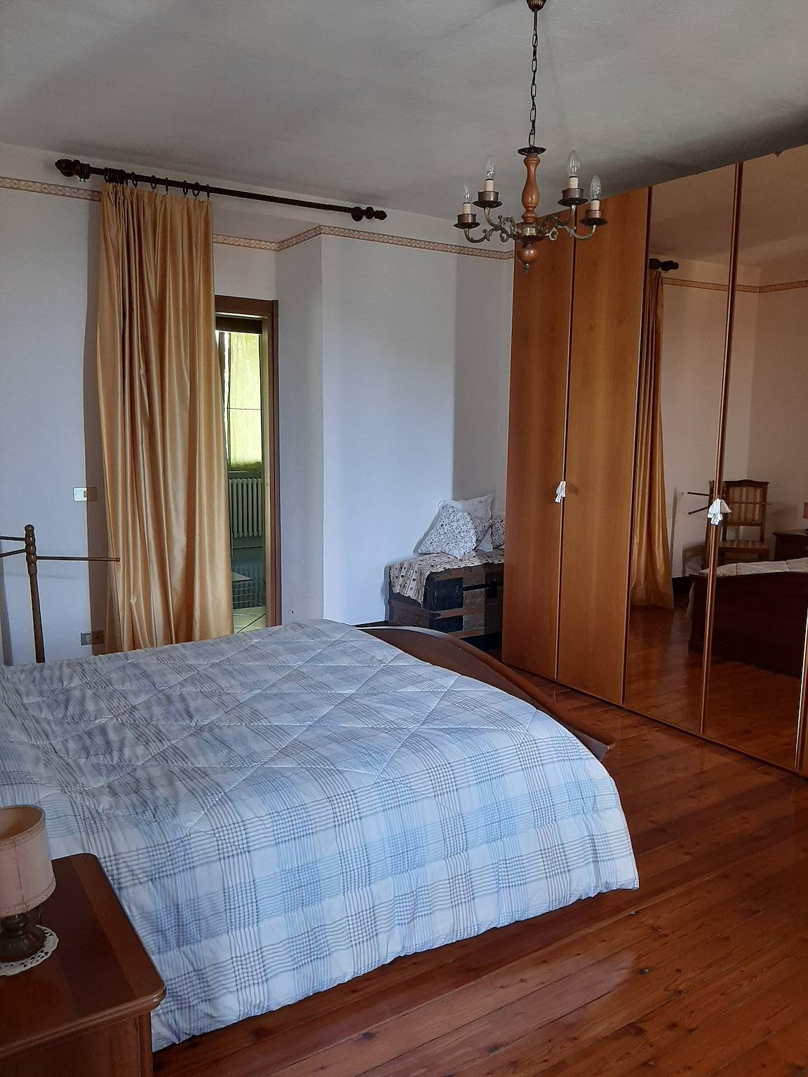 Pension 'Sorgiva' mit Seeblick, Gemeinschaftsgarten und Wi-Fi in Casale Corte Cerro, Casale Corte Cerro Gemeinde