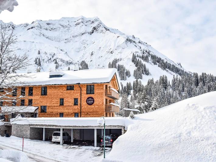 Ferienwohnung für 4 Personen, mit Terrasse und Garten, kinderfreundlich in Schröcken - 2