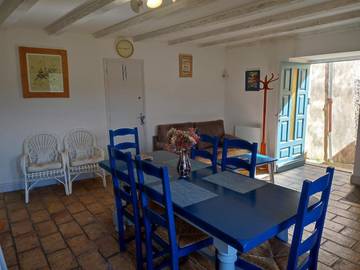 Location de vacances pour 4 personnes, avec vue à Vailhan