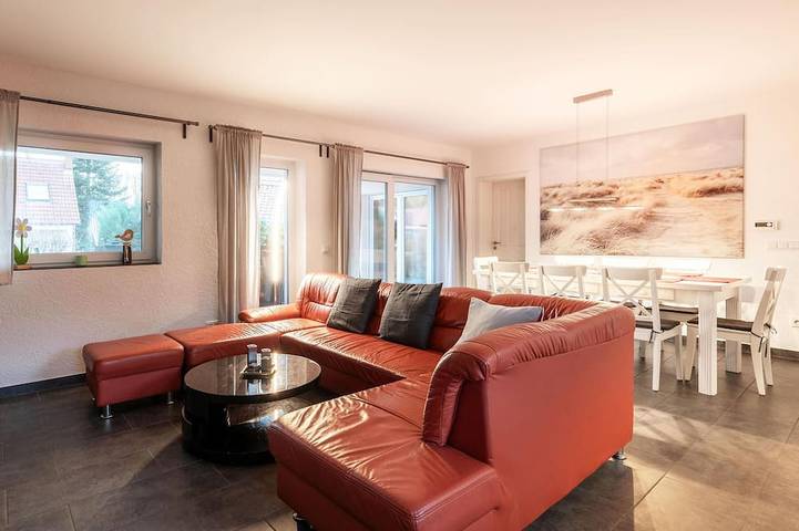 Ferienhaus für 8 Personen, mit Terrasse und Garten in Silz