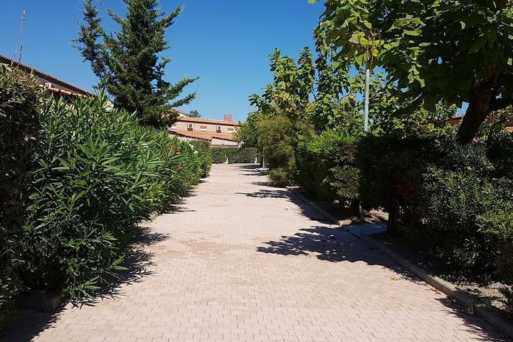 Villa in a gated community with a pool, 200 meters from the beach in Saint-Cyprien-Plage, Saint-Cyprien