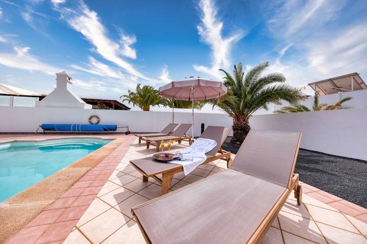 Villa - Casa Guayre in Puerto Calero, Yaiza