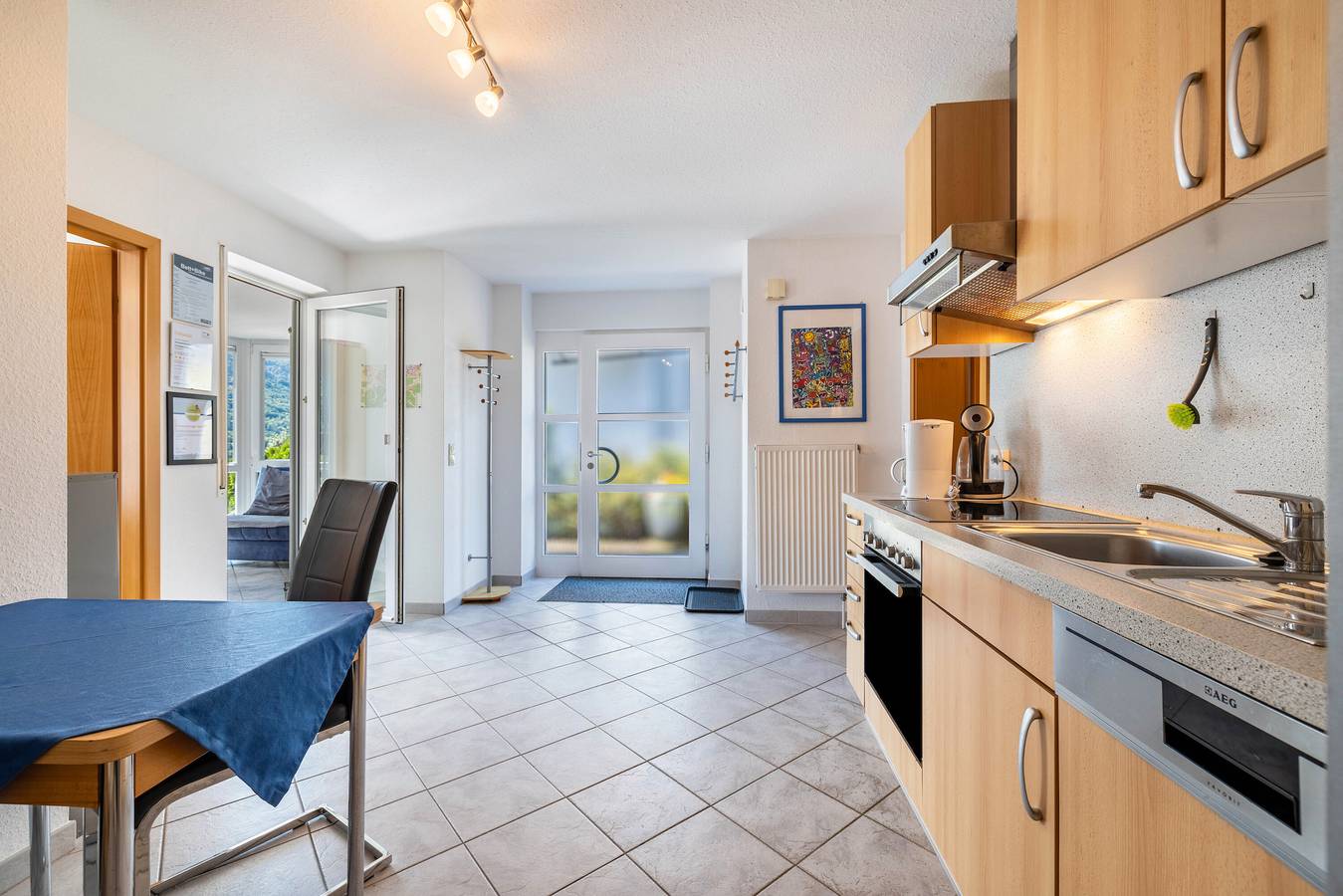 Entire apartment, Apartment 'Fewo2' with Mountain View, Private Terrace and Wi-Fi in Bad Urach, Albsteig Stage 9