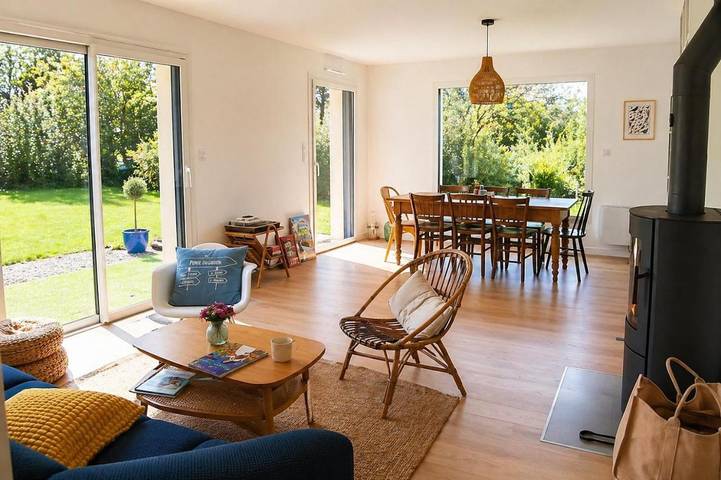 Location de vacances pour 4 personnes, avec Terrasse ainsi que Jardin et Vue dans Montertelot
