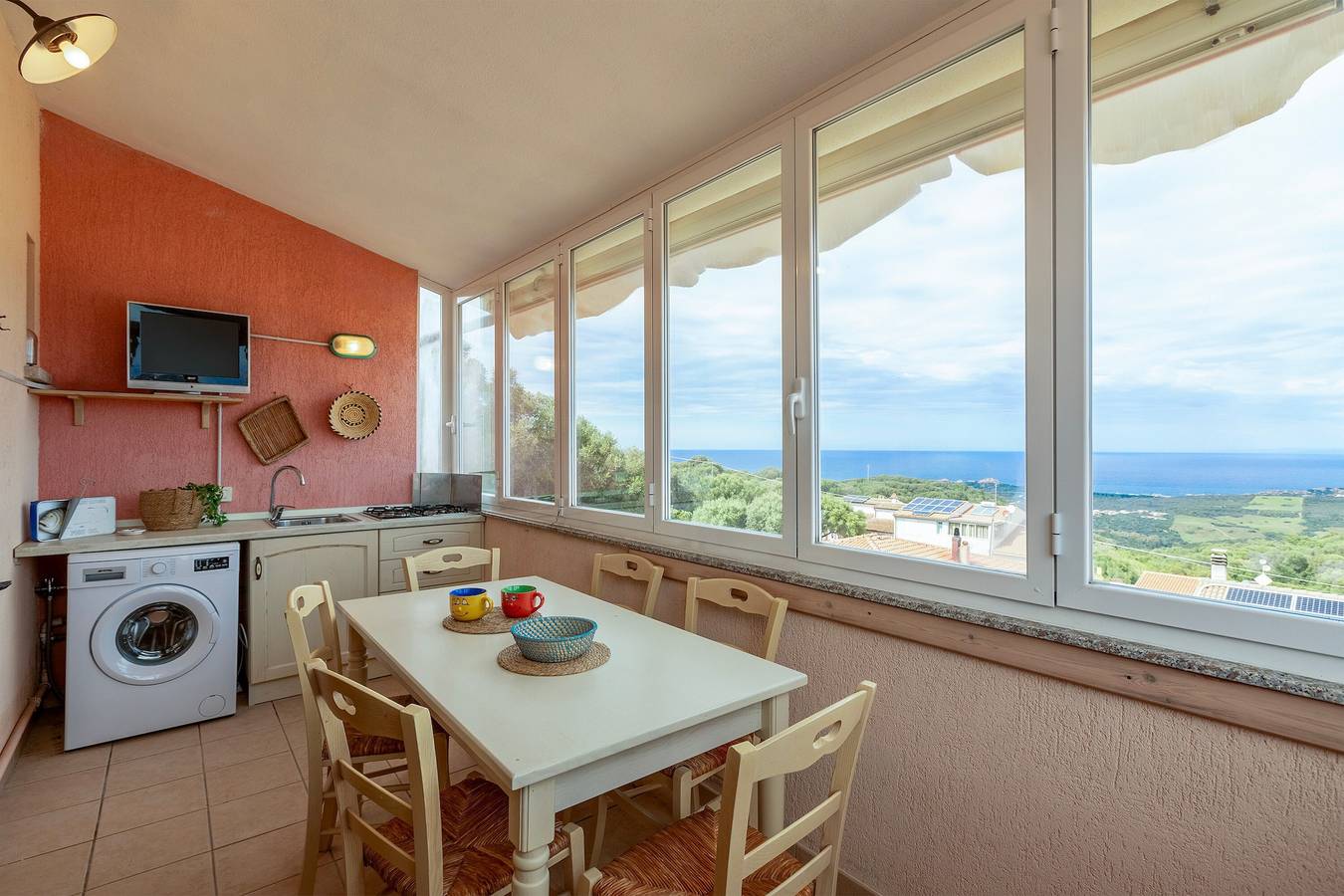 Casa Vacacional 'Maestrale' con Vista al Mar, Terraza Privada y Aire Acondicionado in Trinità d'Agultu e Vignola (Borgo), Trinità d'Agultu e Vignola