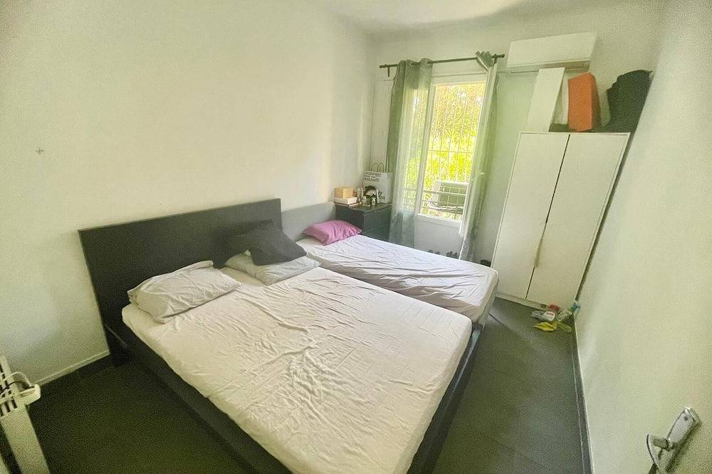 Appartement entier, Spacieux T3 Proche  Prado Shopping Et Stade Velodrome in Marseille, Région de Marseille