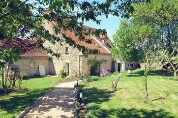 Chambre d’hôte pour 2 personnes, avec jardin à Saint-Julien-de-Civry