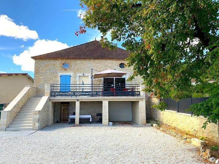 Location de vacances pour 10 personnes, avec Terrasse à Espère
