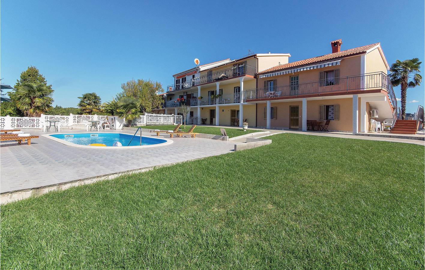 Hel ferielejlighed, Ferielejlighed for 4 personer med terrasse in Funtana, Vrsar-Funtana
