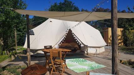 Chambre d’hôte pour 2 personnes, avec jardin ainsi que jacuzzi et piscine à Berson