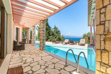 Villa for 4 People in Paxos, Greece, Photo 1