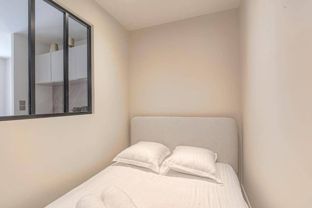 Appartement entier, One-Bedroom Apartment in Saint-Didier-au-Mont-d'Or, Lyon et ses environs