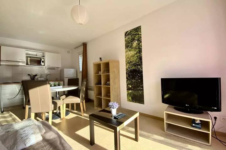 Gîte pour 4 personnes, avec balcon, animaux acceptés à Avène - 3