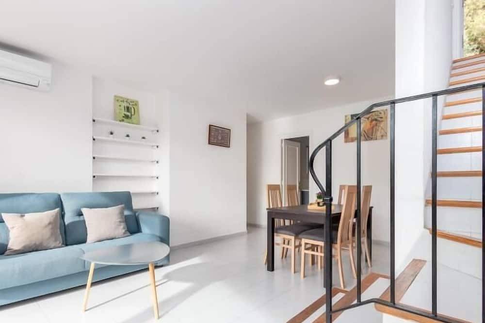 Entire apartment, Aiguablava Apartments 11 in Begur, Costa Brava