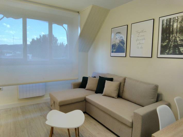 Gîte pour 6 personnes, avec piscine à Jaca - 3