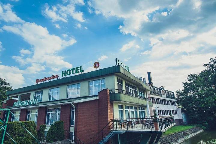 Hôtel pour 3 personnes, avec terrasse, animaux acceptés