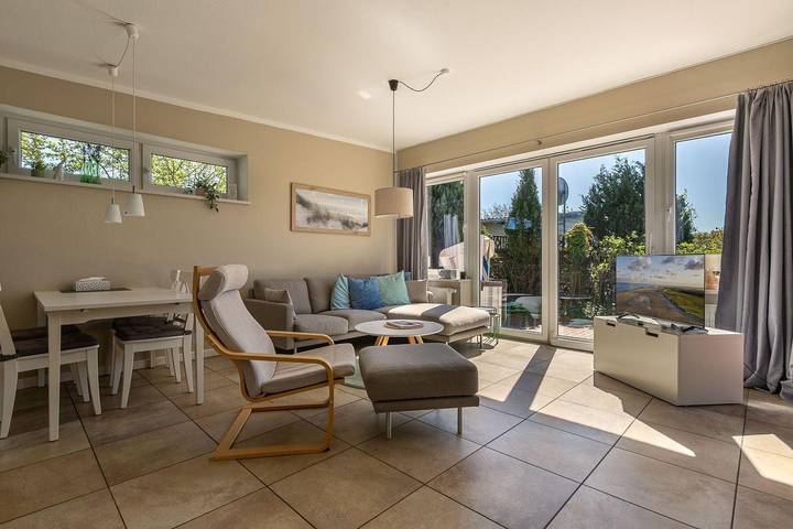 Bungalow für 4 Personen, mit Terrasse und Garten