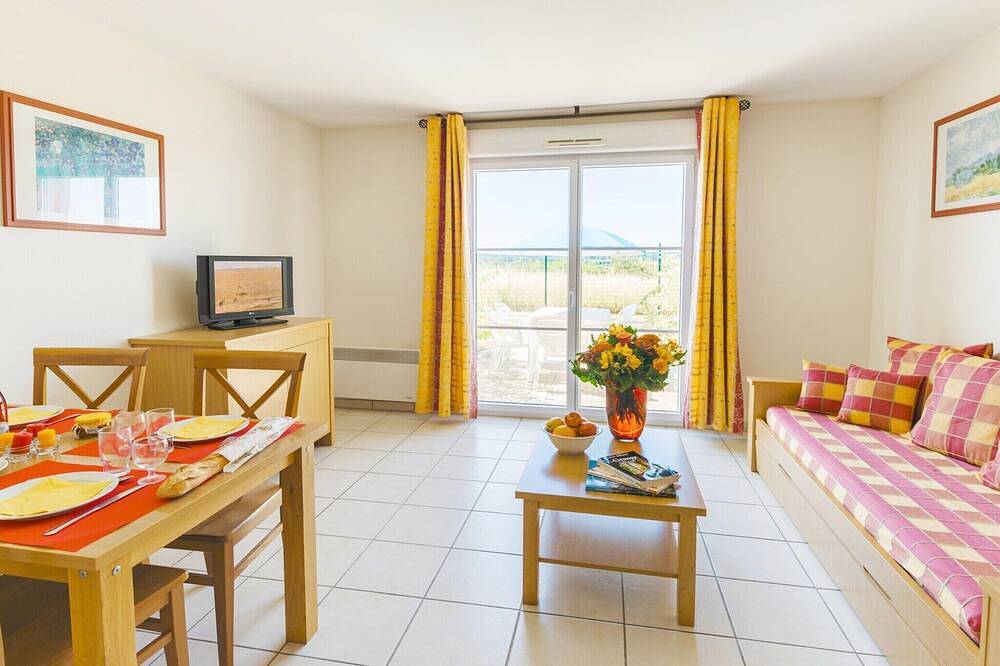 Entire apartment, Loire Valley Duplex Maisonette in Azay-le-Rideau, Loire Valley