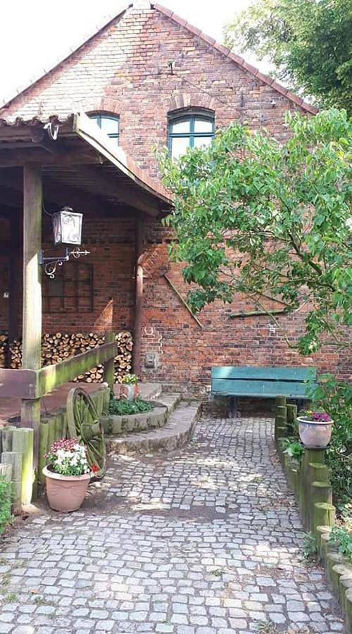 Ferienwohnung für 4 Personen, mit Terrasse und Garten sowie Ausblick