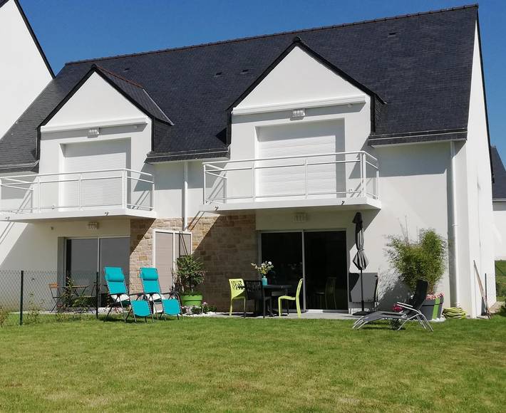 Gîte pour 2 personnes, avec Terrasse et Jardin dans Plage du Roaliguen