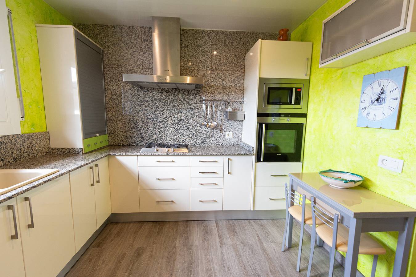 Villa en bord de plage pour 8, pas besoin voiture in Pineda de Mar, Costa del Maresme