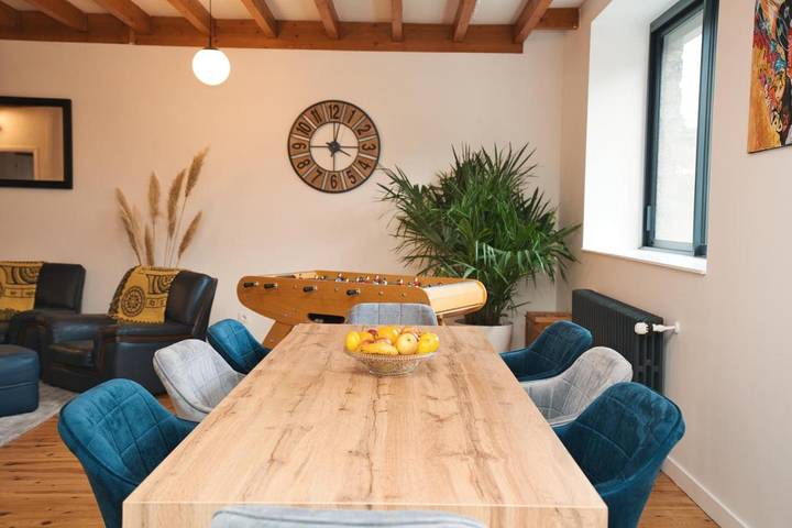 Gîte pour 10 personnes, avec terrasse, animaux acceptés à Chalmazel - 3