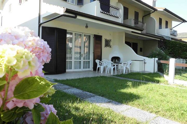Ferienhaus für 6 Personen, mit Garten und Pool, mit Haustier in Caorle