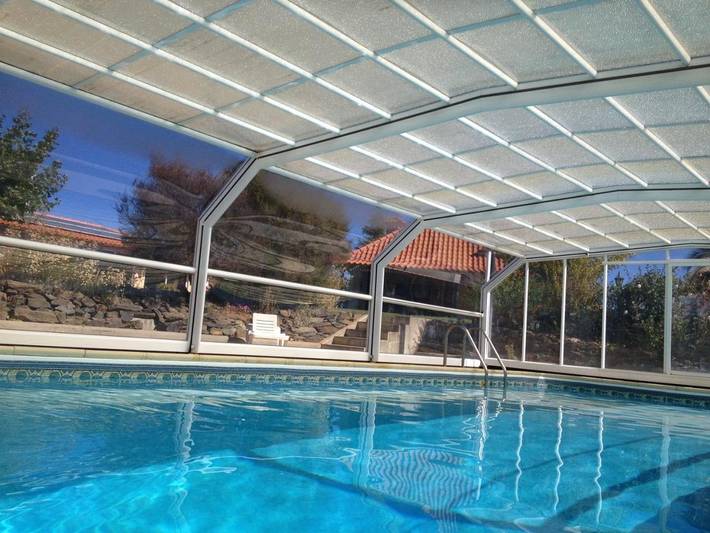 Gîte pour 4 personnes, avec Terrasse et Jardin ainsi que Piscine et Vue dans Macedo de Cavaleiros