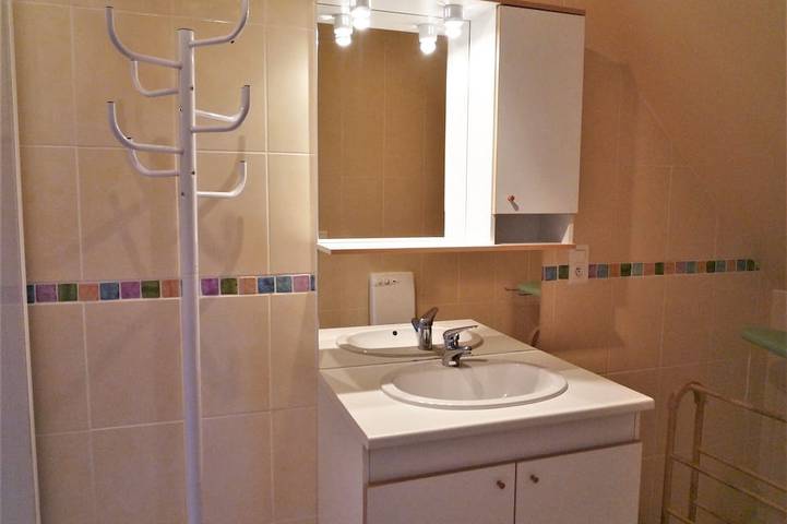 Gîte pour 3 personnes, avec jardin, animaux acceptés dans Monts d'Arrée - 4