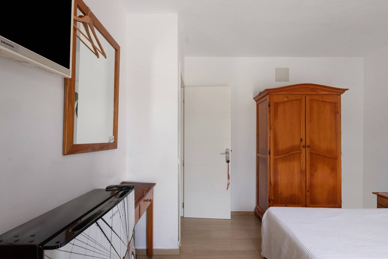 Kamer 'Doble - 2' met uitzicht op de bergen, Wifi en airconditioning, foto 10