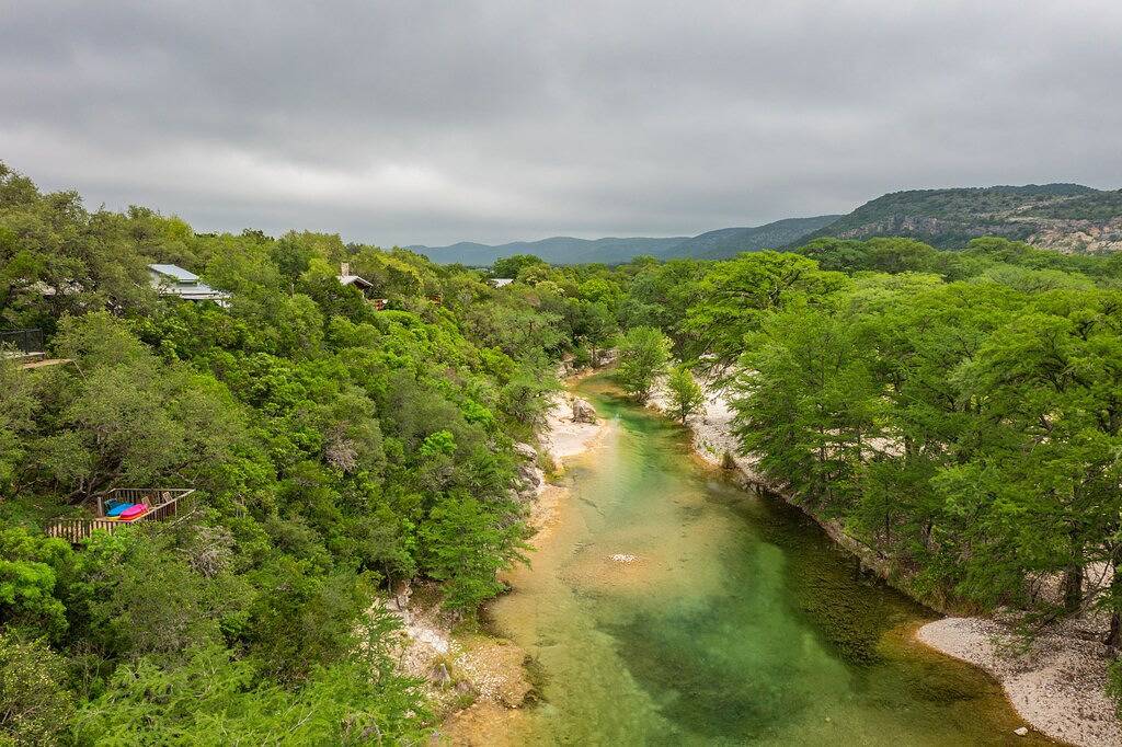 Haus am Flussufer an der River Road in Concan, Uvalde County