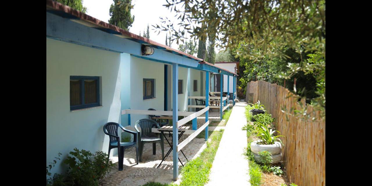 Glamping Rooms at The Sea Turtle in Dhërmi, Himarë