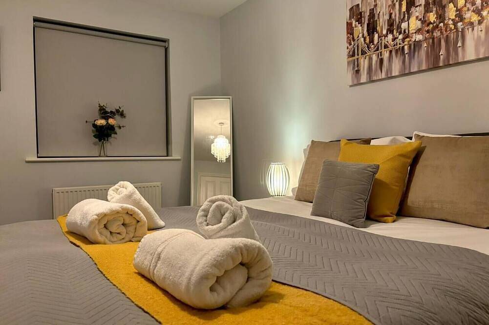 Eskdale Townhouse 4Br, Eskdale Townhouse - Cosy and Elegant 4Br in Crawley, West Sussex