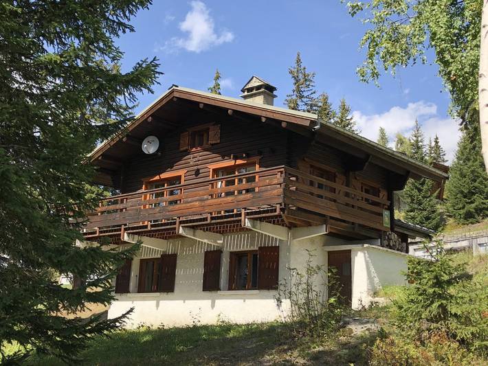 Gîte pour 9 personnes, avec terrasse - 1
