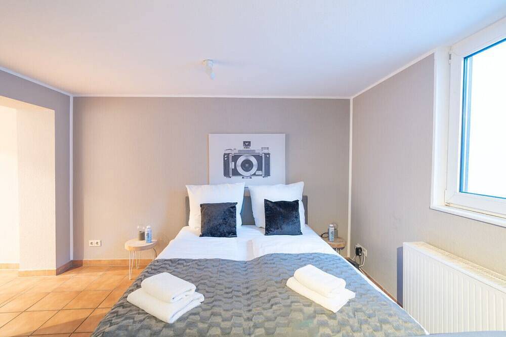 Ganze Wohnung, Ferienwohnung nähe Bahnhof und Innenstadt in Andernach, Osteifel