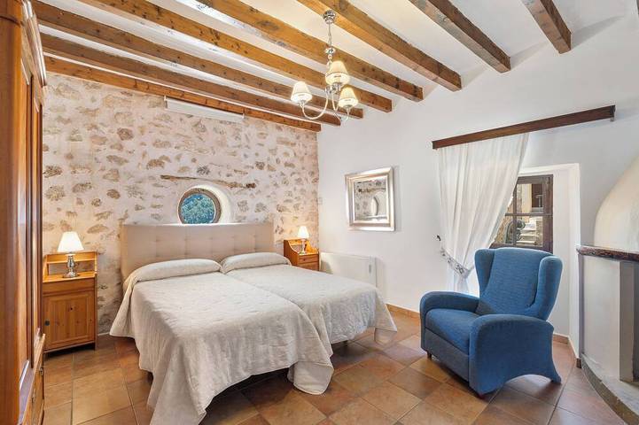 Finca für 18 Personen, mit Balkon und Garten in Bunyola - 2