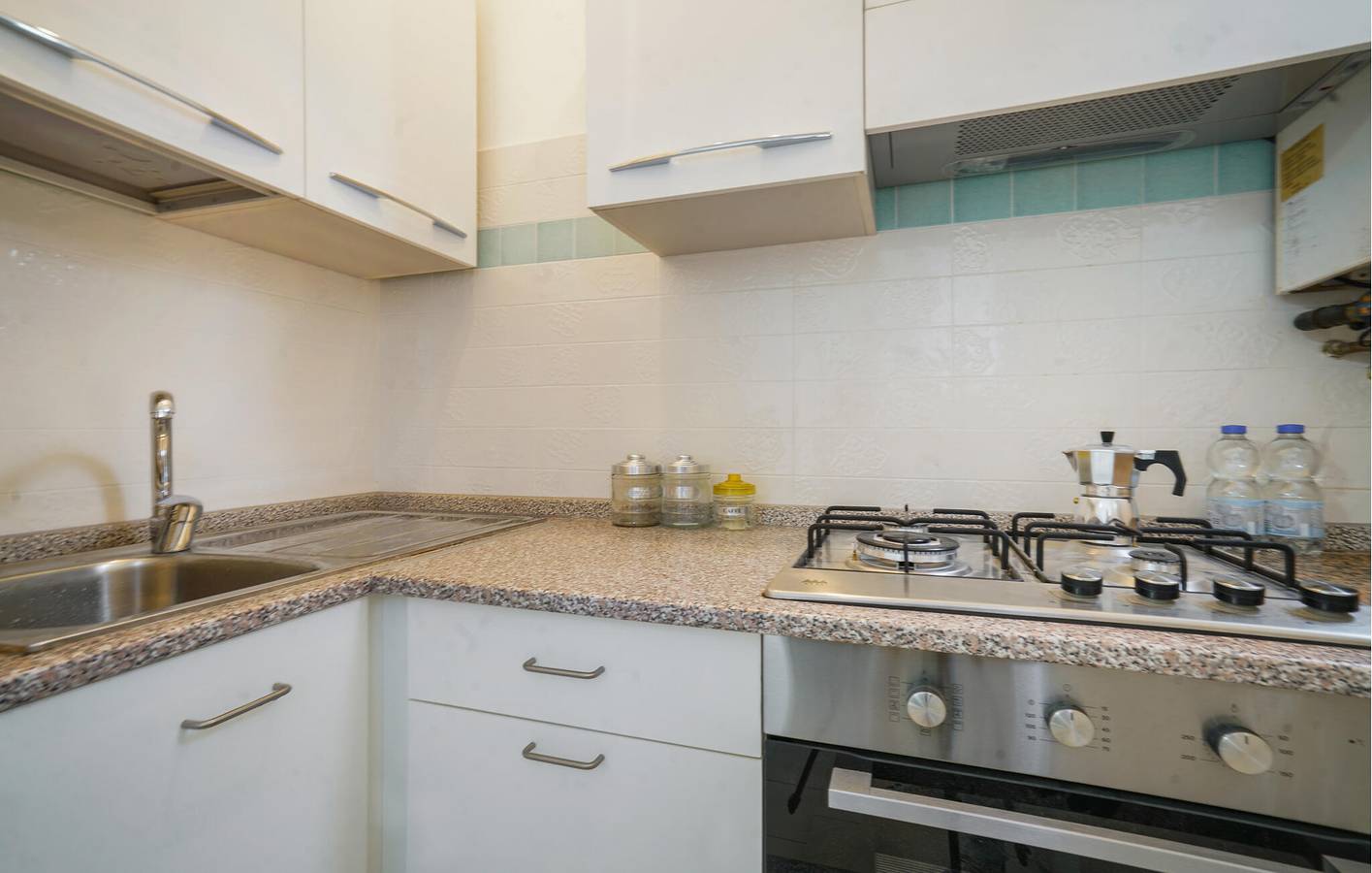 Entire holiday apartment, Upper Floor Apartment with AC, Kitchen, Internet - Castellaro in Taggia (City), Taggia