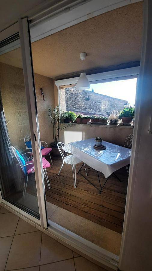 Gîte pour 2 personnes, avec terrasse et vue à Faucon - 2