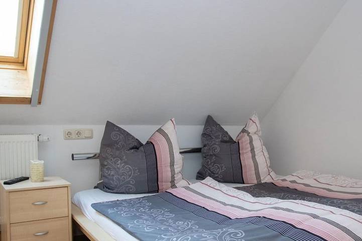 Ganze Wohnung, Ferienwohnung Smieszek - Ferienwohnung mit begehbaren Kleiderschrank in Niesky, Oberlausitz-Niederschlesien