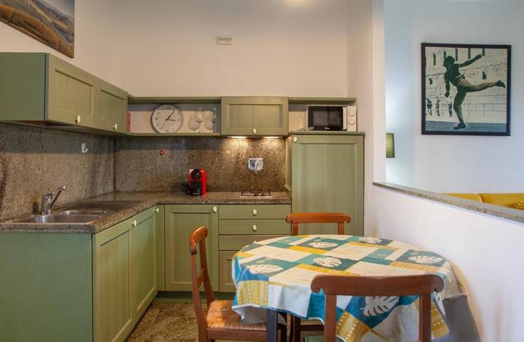 Gîte pour 4 personnes, avec vue et balcon, animaux acceptés à Serralunga d'Alba - 2