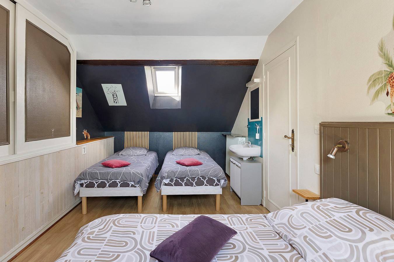 Chambre d’hôtes « La Ferme Des Bigornes - Girafe » avec terrasse, jardin partagés et Wi-Fi in Châtillon-sur-Indre, Région de Châteauroux