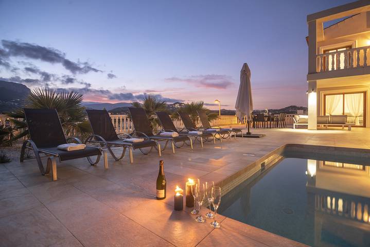 Casa rural para 14 personas, con Terraza y Jardín en Calpe - 2