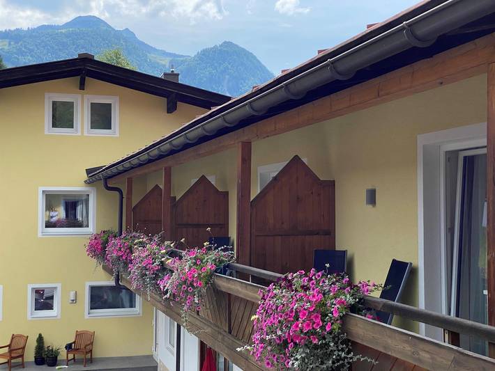 Pension, mit Garten in Saalbach-Hinterglemm-Leogang