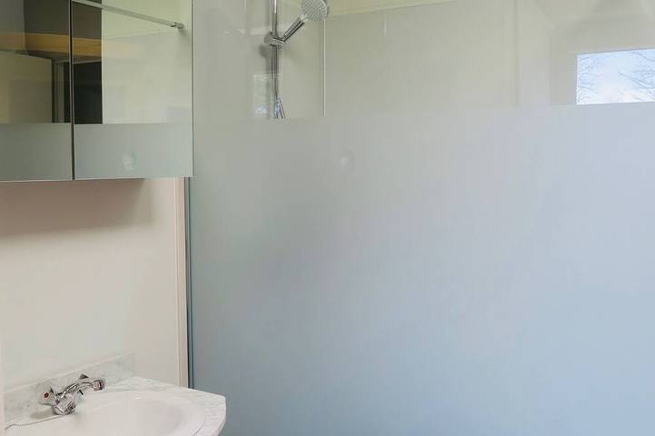 Ganze Wohnung, Quiet gîte between hills and forest. Sauna and pets welcome. in Bièvre, Region Namur