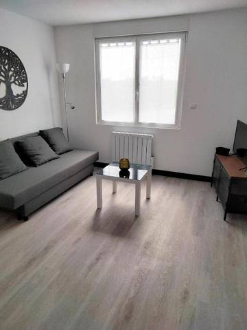 Gîte pour 4 personnes, avec terrasse à Pléboulle
