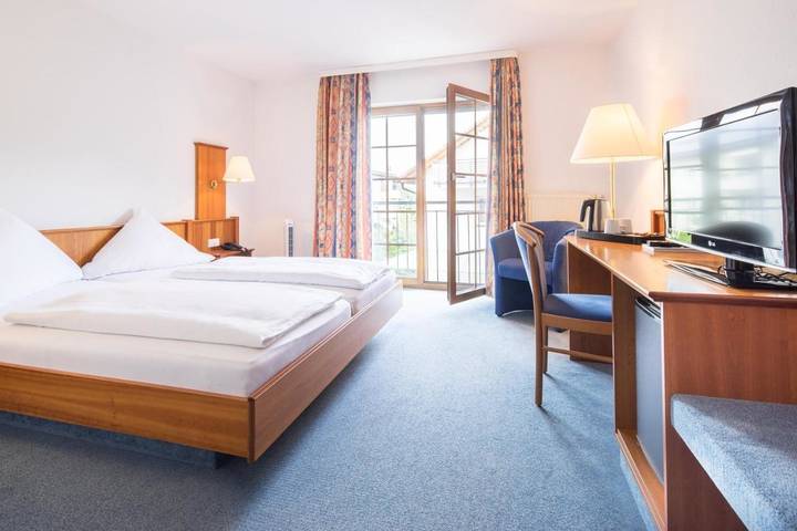 Hotel für 2 Personen, mit Terrasse und Garten sowie Ausblick in Freiburg