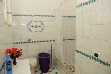 Villa for 12 Guests in Capri, Tyrrhenian Coast Campania, Picture 3