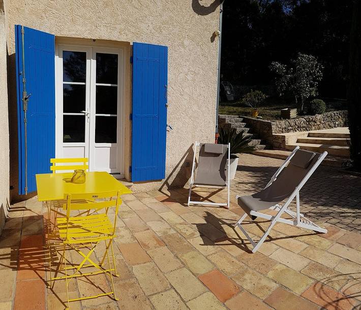 Chambre d’hôte pour 2 personnes, avec jardin et piscine dans le Var - 3